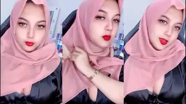 Bokep Jilbab Cantik Belahan Dada Live Desah